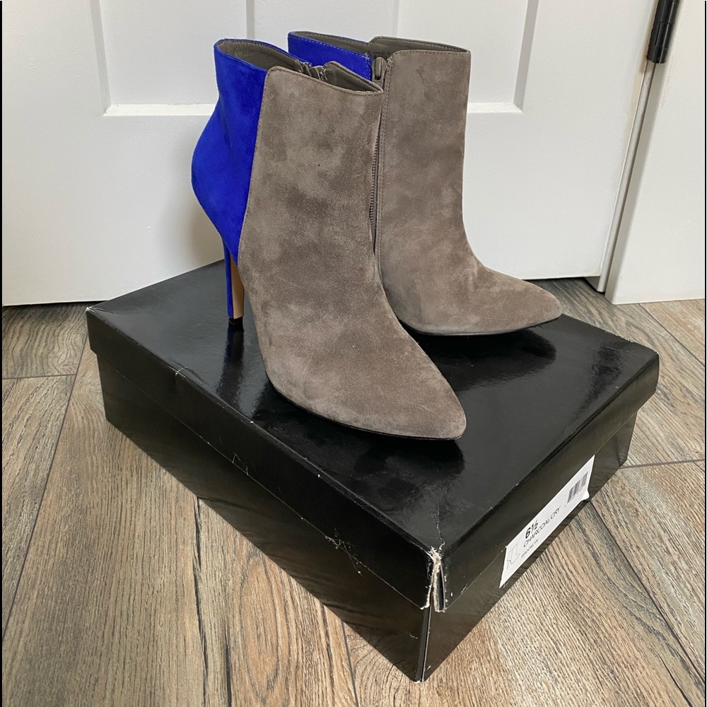 BCBG color block booties, size 6.5M